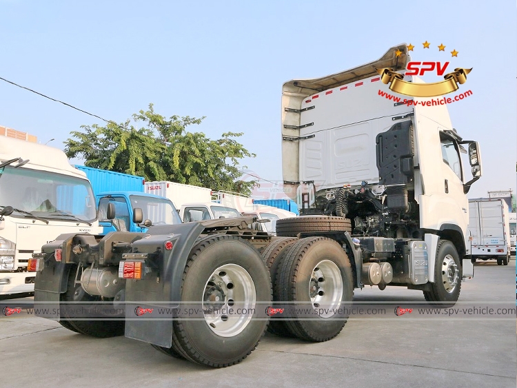 3 Axles Prime Mover ISUZU GIGA - RB 3 Axles Prime Mover ISUZU GIGA - RB